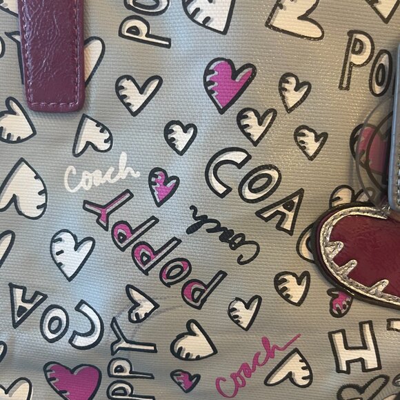Coach Poppy Hearts Graffiti Tote - Picture 4 of 7